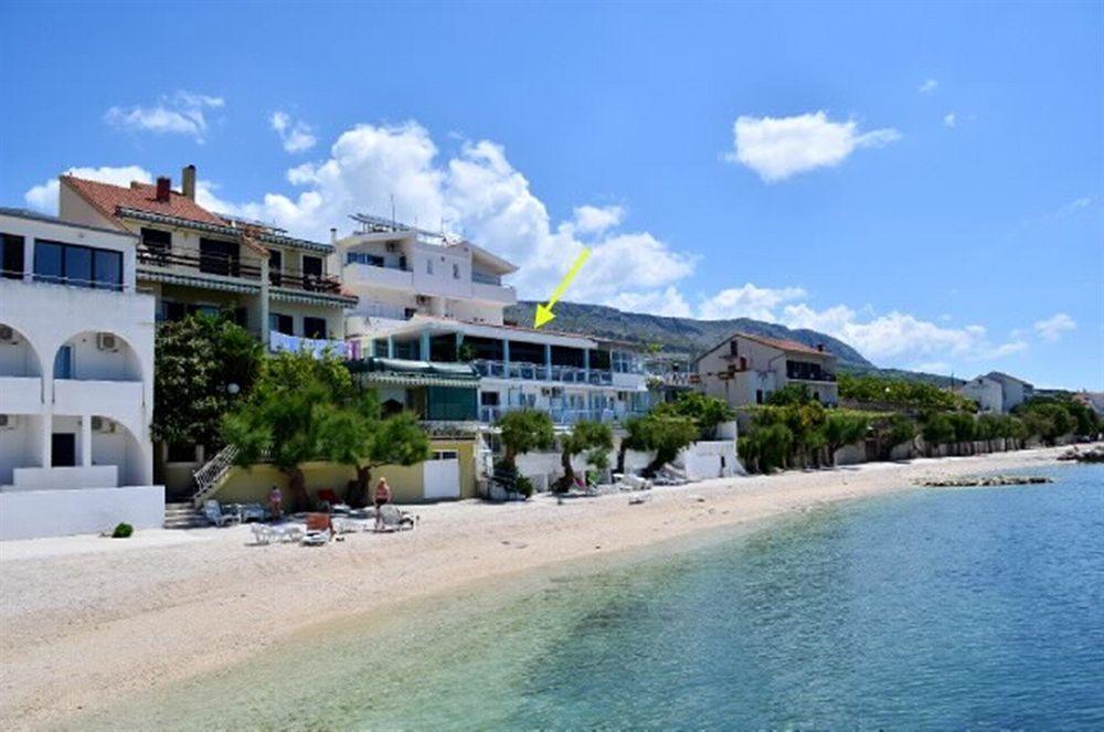 Apartments Zanic On The Beach Podstrana Kültér fotó